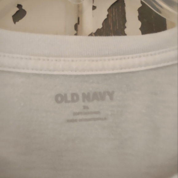 XL PALM TREES AND SUNSET SHORT SLEEVED TEE BY OLD NAVY - Picture 4 of 4